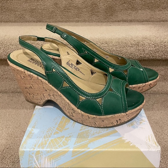 Mossimo Green Cork Wedge Sandal - Picture 1 of 3